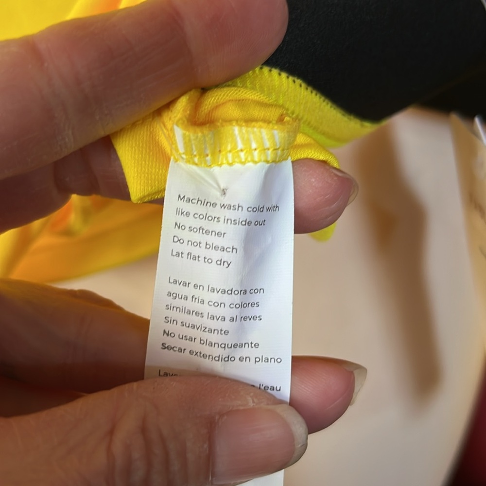 Canary yellow Fabletics front twist long sleeve top - Picture 11 of 13